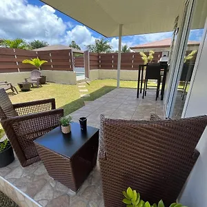 jorsen-house-tahiti-bungalow-confortable.frenchpolynesia-hotels.com/